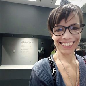 Meet your Posher, Hillary